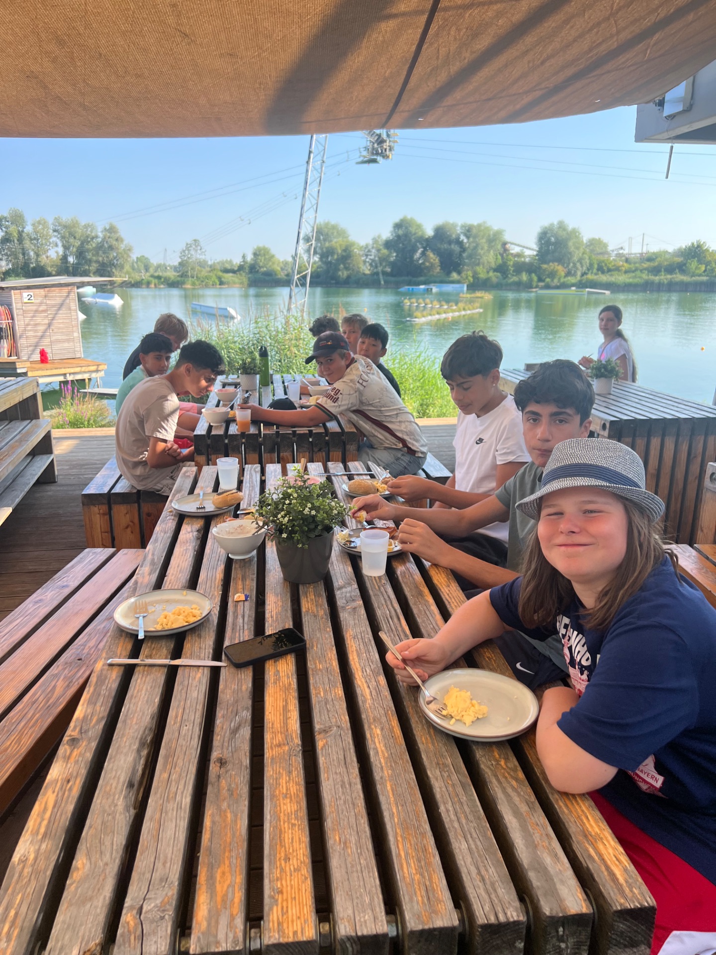 Gemeinsames Essen Wakeboardcamp 26